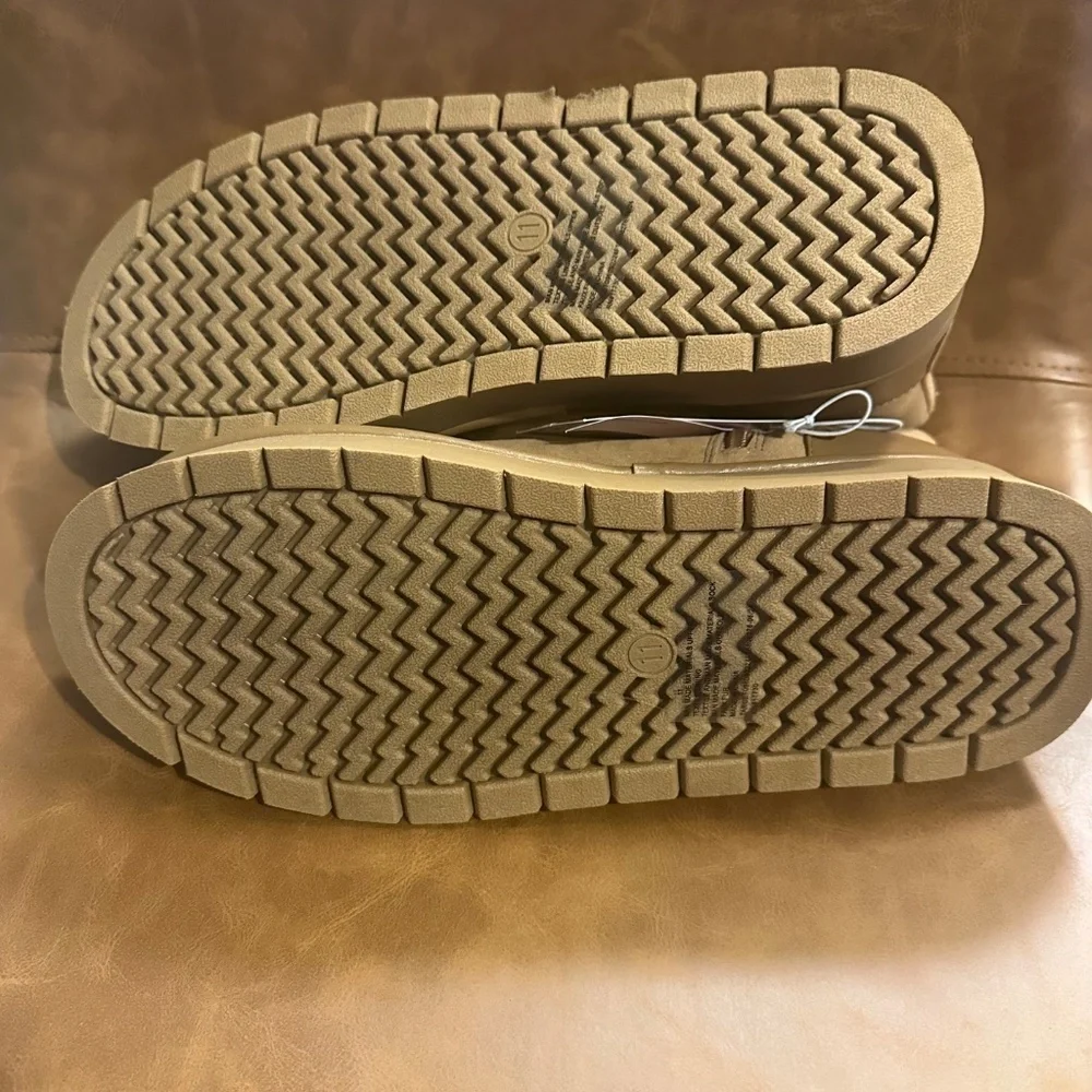 Wild Fable Women's Tan Platform Booties